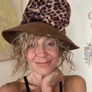 Leopard Print Faux Fur Bucket Hat vintage